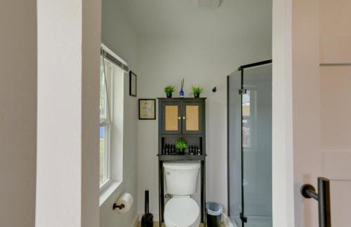 Walk to Cowboys Games: Arlington Home w/ Hot Tub! - Photo 22