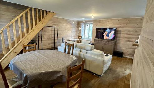 J4 Parking, Wifi Grand 2 Chambres 3 lits, jusqu'à 4 pers Réduc Semaine ou Mois, Velo - Foto 3