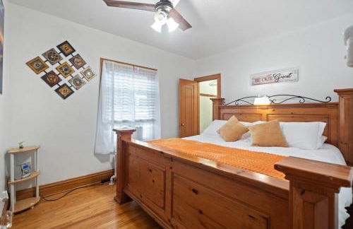 Gold Coast Oasis 2BR Home Near Airports, Game Room, FirePit - Foto 8