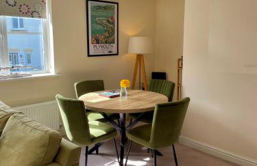 The Coach House - Photo 35