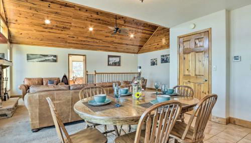 House with Deck Overlooking Lake of the Ozarks! - Foto 2