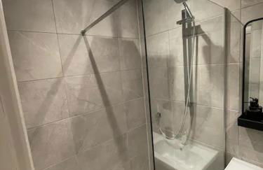 Superb 2 Bedroom Sea View Flat - Foto 21