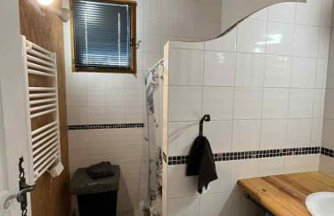 Le Chalet de Saint Julien Bois et tradition - Foto 8