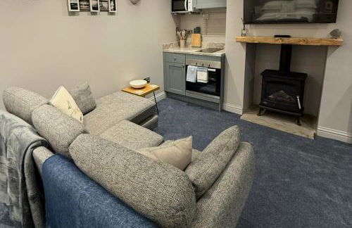 Driftwood Den - Photo 10