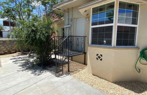 Big Family, Close to All, duplex A and B Downtown UTEP Hospitals - Foto 51