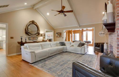 Private Pool and Game Room Upscale Home in Vinita - Foto 13