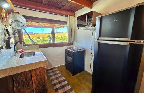 Chalés Vila Carrancas - Ao lado do centro com piscina, cozinha completa e muita tranquilidade - Foto 136