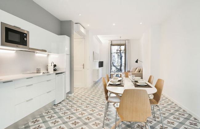 Uma Suites Sagrada Familia - Foto 24