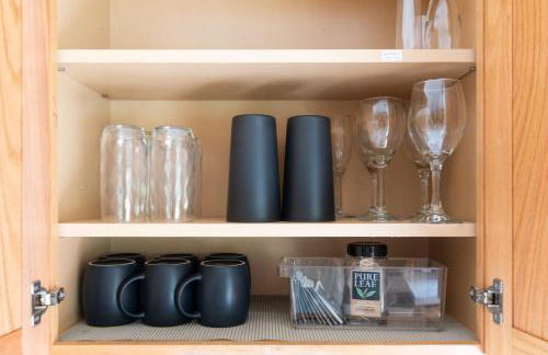 Peaceful Gem HotTub Fenced Yard & Near Downtown - Foto 38