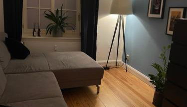 Schöne ruhige Wohnung zentral gelegen! - Foto 3