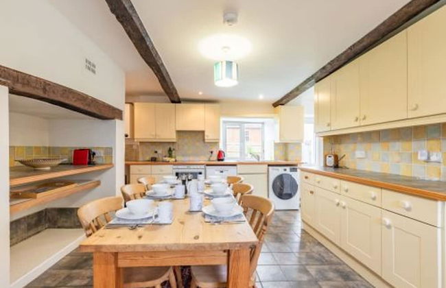 Host Stay 2 Ruscon Cottage - Foto 13