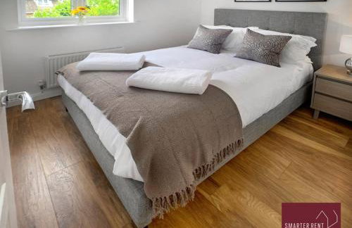Guildford - 2 Bedroom House - Parking - Foto 11