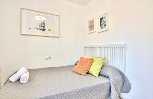 SPACIOUS, SUNNY FLAT BY CITY OF ARTS & SCIENCES - Foto 20