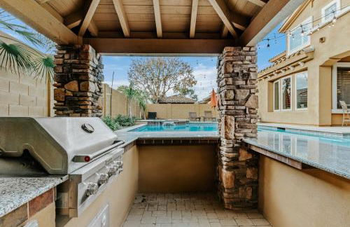 Luxury Retreat with Heated Pool & Hidden Game Room home - Photo 28