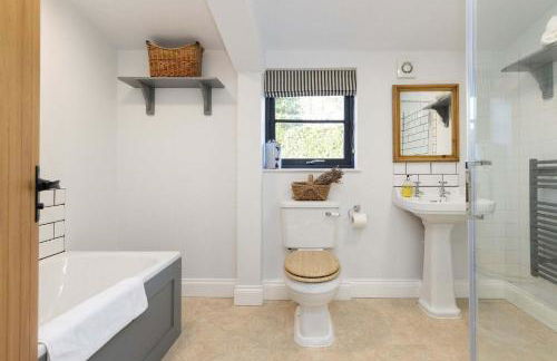 House & Annexe Sleeps 18 Heated Pool - Photo 52