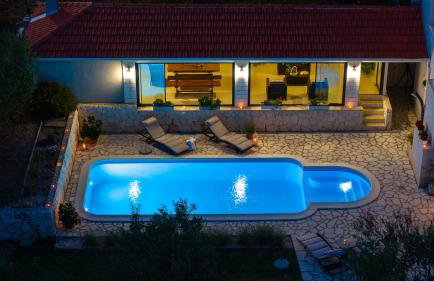 Villa Pasika with private 31m2 pool, summer kitchen with BBQ, 4 bedrooms - Photo 28