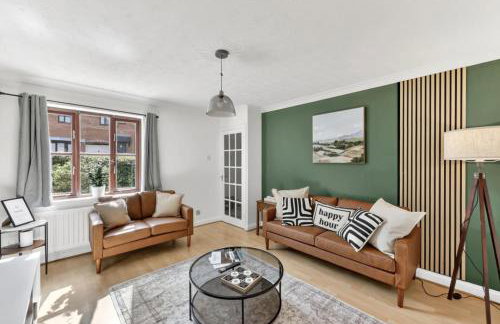 Detached House - Prime Location - Free Parking, Fast Wifi and Smart TVs with Sky TV and Netflix by Yoko Property - Foto 14