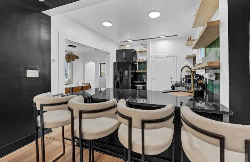 Centrally Located Modern Apartment - Foto 9