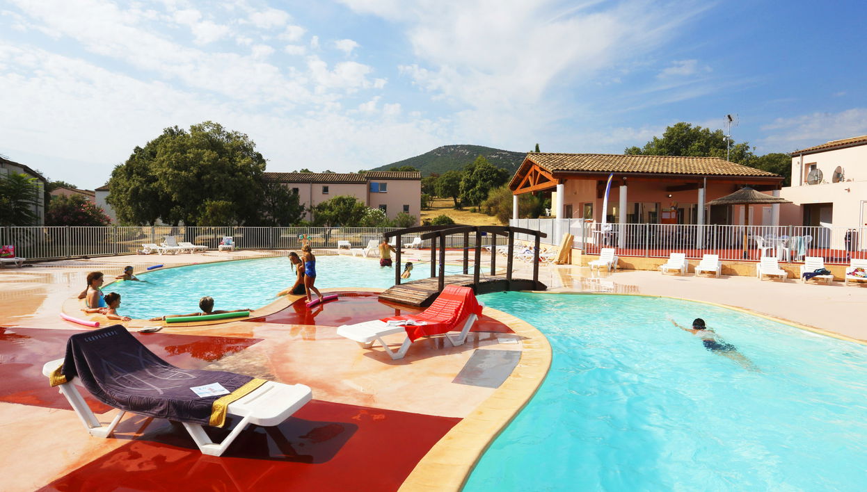 Les Portes des Cevennes - Foto 1, Pool Outdoor