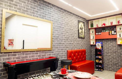 Lindo Flat temático - Asa Sul 913 apartamento - self checkin - garagem - Portaria 24h - Aeroporto - Rodoviária - Foto 9