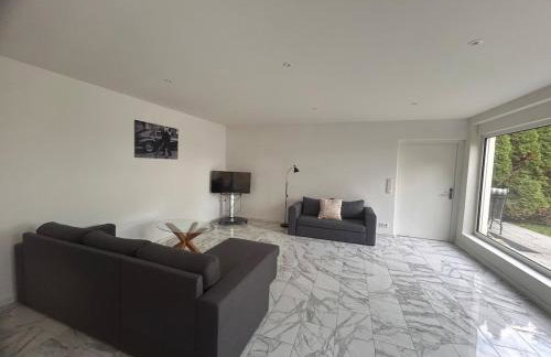 Sonnen Nest - Lichtdurchflutete Wohnung im Grünen - Foto 4