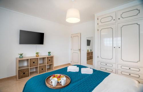 Host Wise - Sunny Spacious House - Terrace & Free Parking - Foto 13