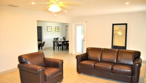 Bike to the beach, walk to restaurants, heated pool, secluded - Foto 3