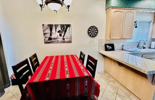 Wild Stallion HOT TUB Sleeps 4 Darts Private - Foto 12