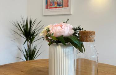Exklusives City Apartment - Balkon - 24h Check-in - Foto 6