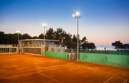 1 Bedroom Stunning Apartment In Umag - Photo 5