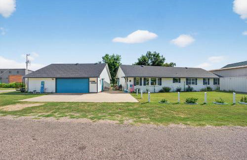 Walk to Lake Texoma Family-Friendly Retreat - Foto 52