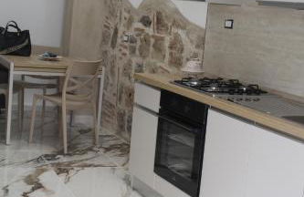 LETIZIA'S HOME Caserta - Photo 23