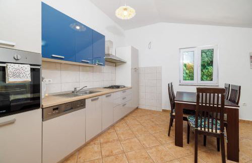 Apartment Toma - Photo 5