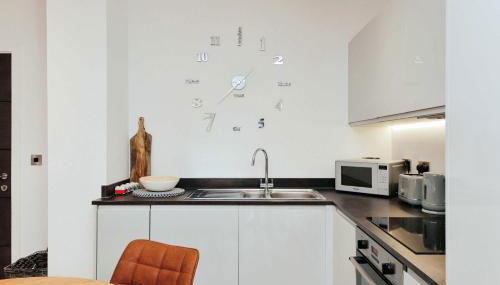 Modern 1-Bed Apart in Central Solihull near NEC - Foto 5, stove, toaster