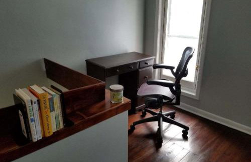 Fully Remodeled, Charming Victorian Home - Foto 19