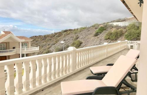 Villa Vista Bella Costa Adeje in ruhiger Villengegend mit Meerblick - Foto 19