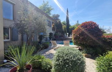Rez de Jardin d'une Bastide VILLA LA GARDI avec Piscine privée - Foto 1