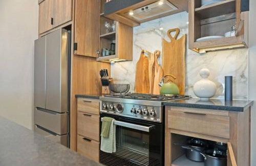 ONYX The Lark Stylish & Serene Edmond Oasis - Foto 13