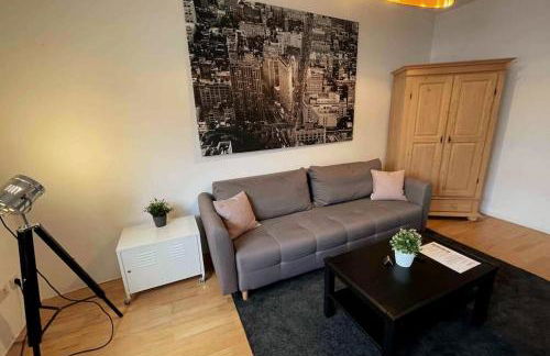 Cozy Studio Guesthouse next to city center & fair - Foto 1
