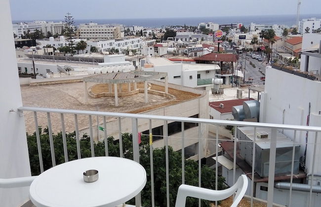 Elenapa Holiday Apartments - Foto 29