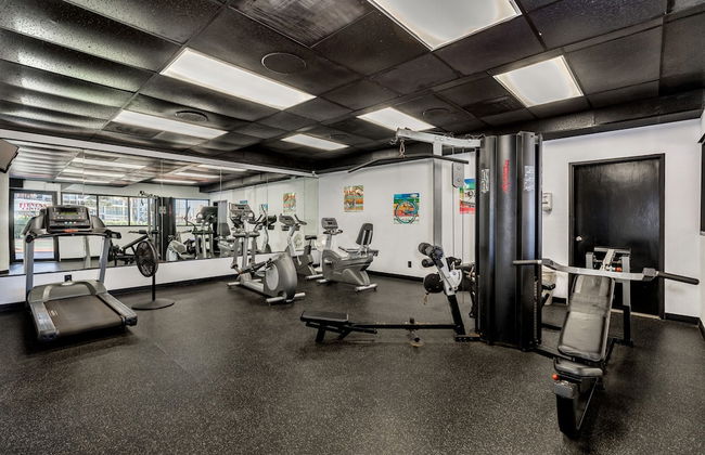 Seaside and Breezy Condo at the Victorian - Foto 61