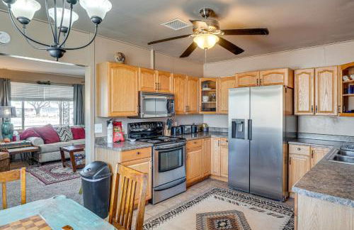 Elfrida Home with Yard and Fire Pit 14 Mi to Wineries - Foto 9