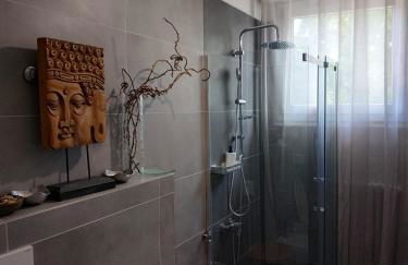 Aurora Flowers - Two rooms and free parking near center and train station - Foto 36