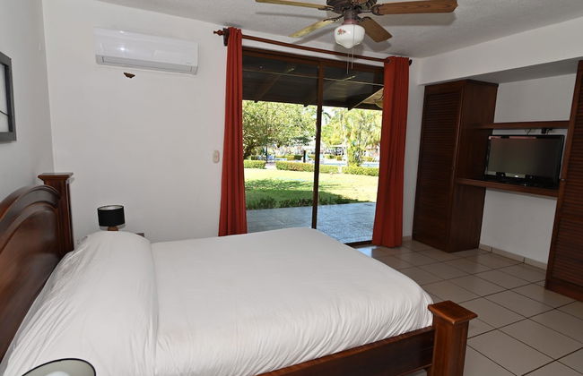 Playa Prieta Beachfront Villas - Photo 20