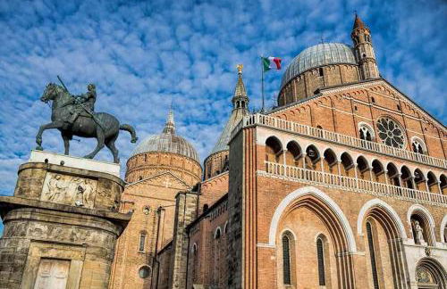 In Blu Santo Ospedale - Photo 19