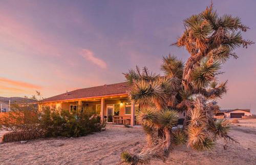 Casa Del Sol-Mountain View 3BR Home w Pool Hot Tub - Foto 25