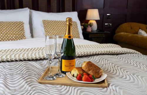 Scenery Hill Hideaways The Coach House Charming Retreat with Jacuzzi and BBQ Hut Near the Lake District - Foto 35