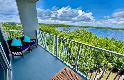 Balcony Lake Views - Pool, Gym, WiFi & Parking - Foto 12
