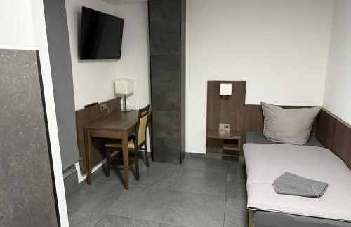 Im Tal 2 Haus - 2 WE, 5 SZ,3 Bäder, 11 Betten - Klimaanlage - Foto 12