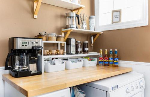 The Huddle & Hangout - 3 Bedroom House Close to ND - Foto 17